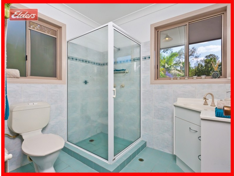 102 View Cres, Arana Hills QLD 4054