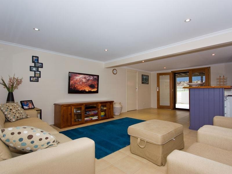 16 Casita Court, Arana Hills QLD 4054