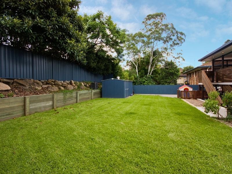 16 Casita Court, Arana Hills QLD 4054