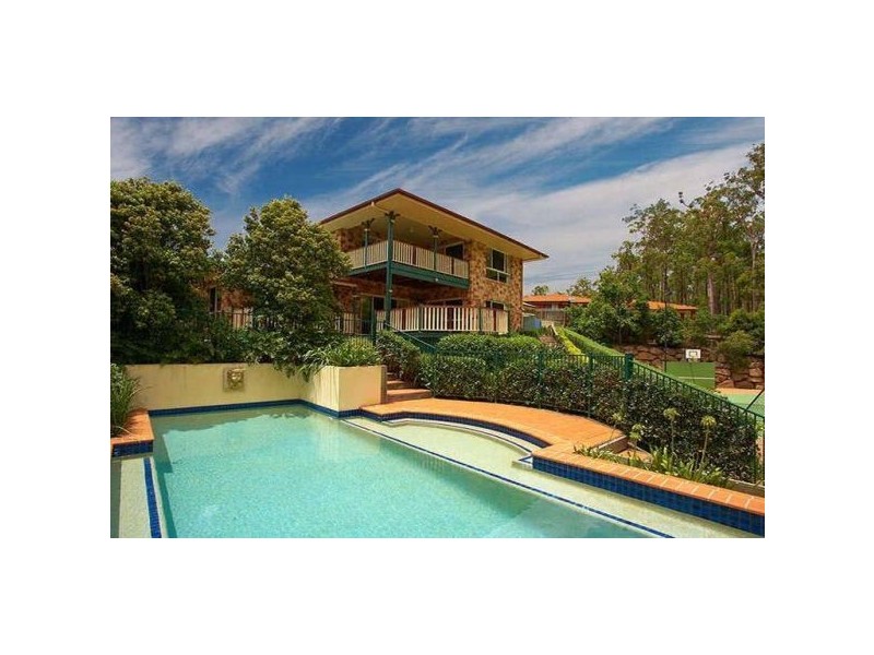 18 Havenwood Court, Albany Creek QLD 4035