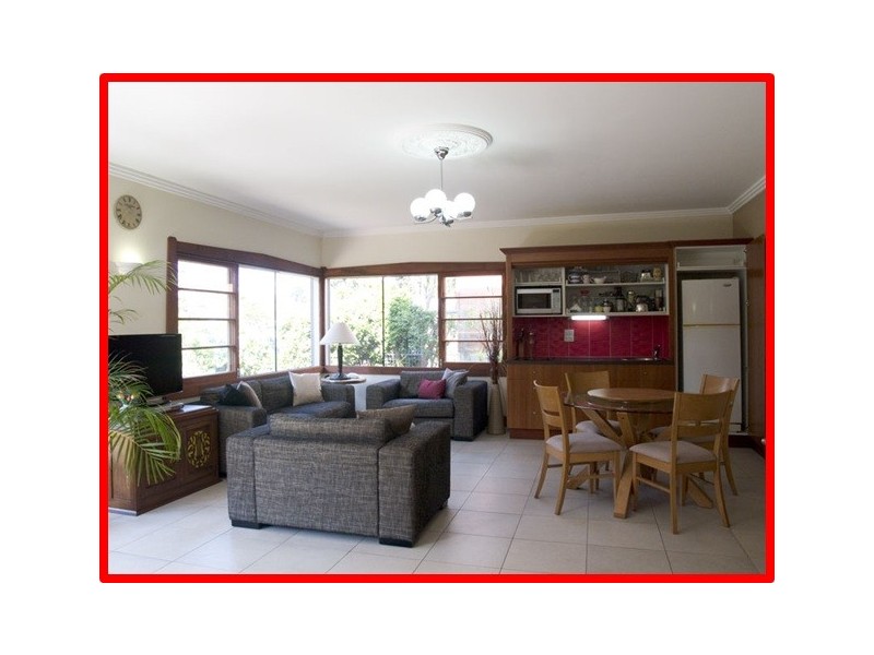 10 Fourteenth Ave, Kedron QLD 4031