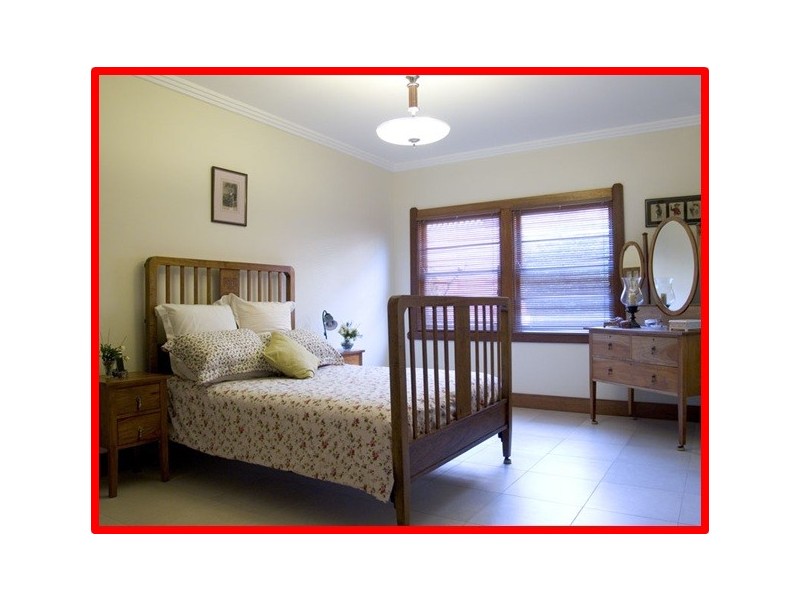 10 Fourteenth Ave, Kedron QLD 4031