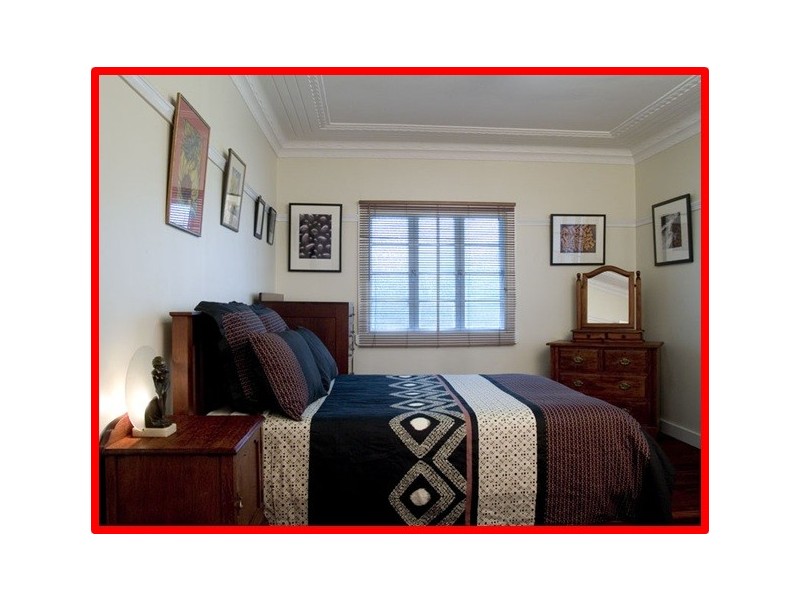 10 Fourteenth Ave, Kedron QLD 4031