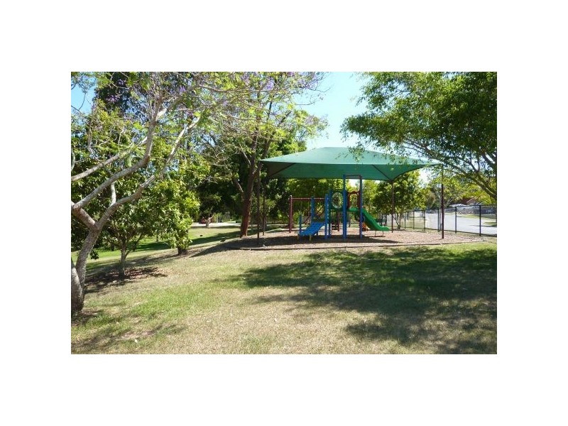 8/8 Lackeen St, Everton Park QLD 4053