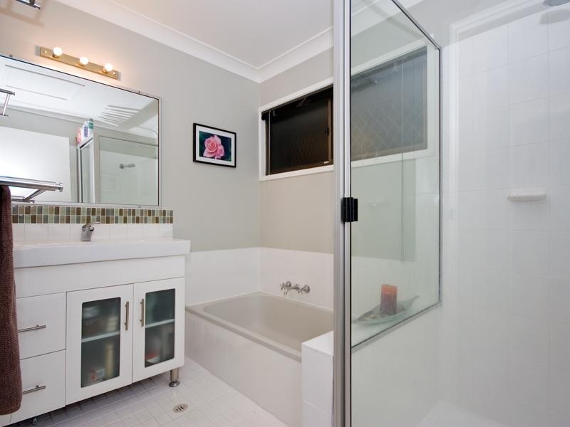 2 Elm Court, Capalaba QLD 4157