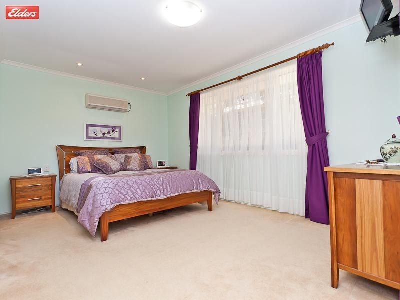 14 Kentville Street, Mitchelton QLD 4053