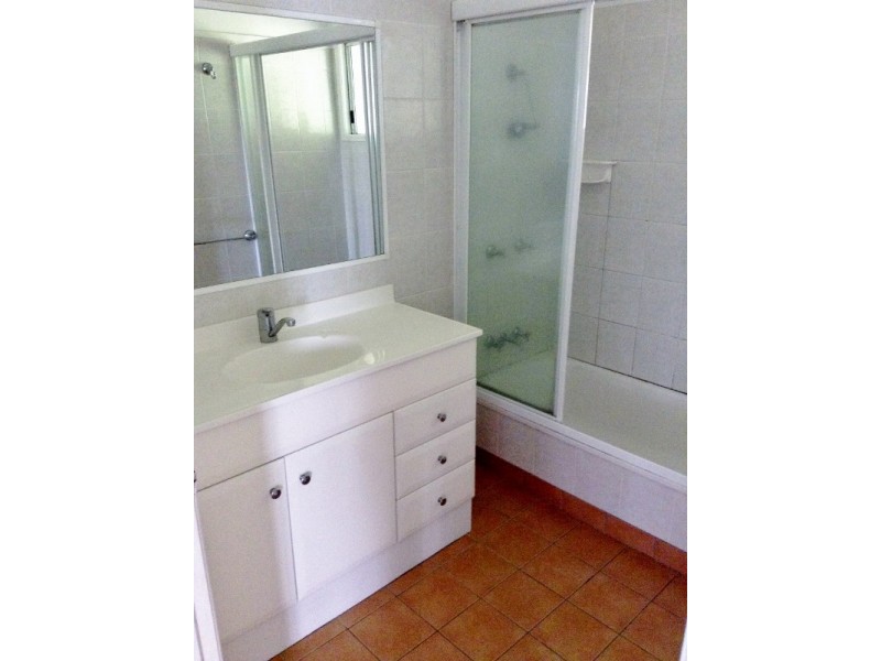 17 Knutsford Street, Chermside West QLD 4032