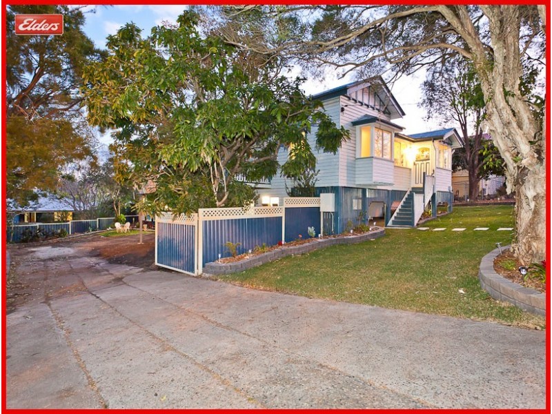 176 Days Road, Grange QLD 4051