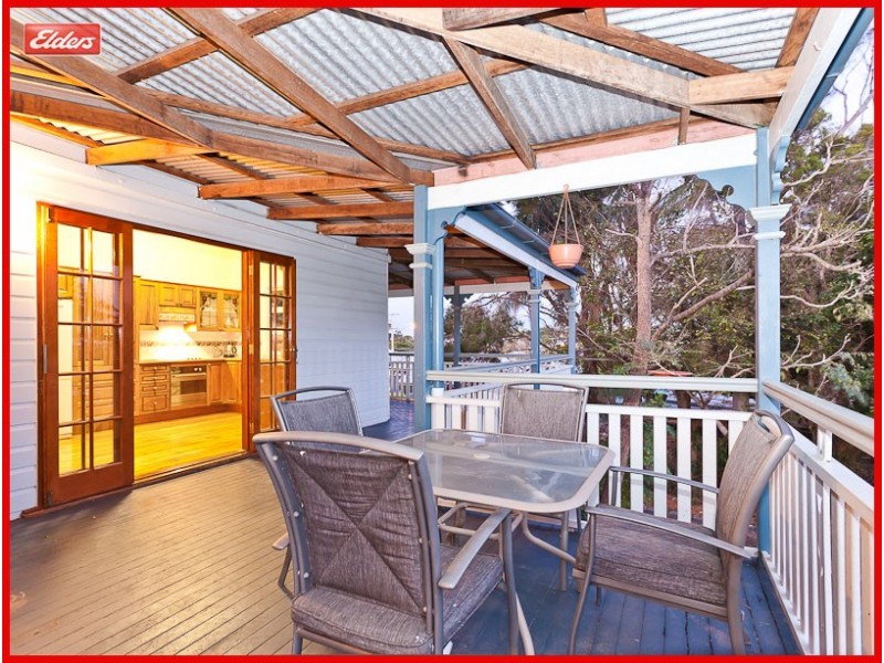 176 Days Road, Grange QLD 4051