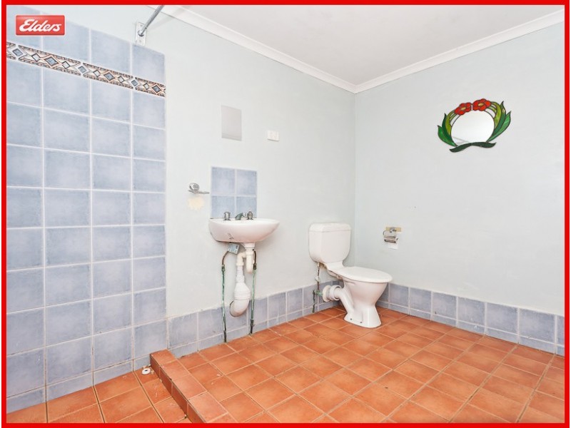 176 Days Road, Grange QLD 4051