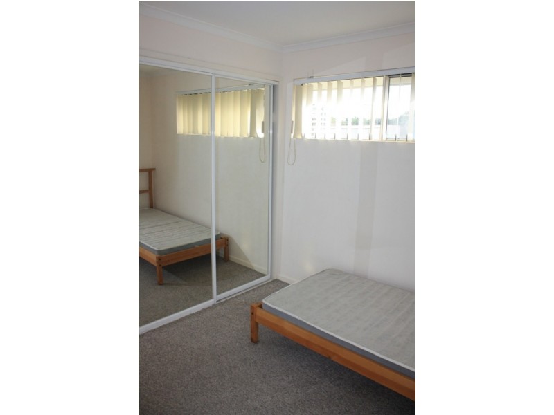 30/9 Durham Street, St Lucia QLD 4067