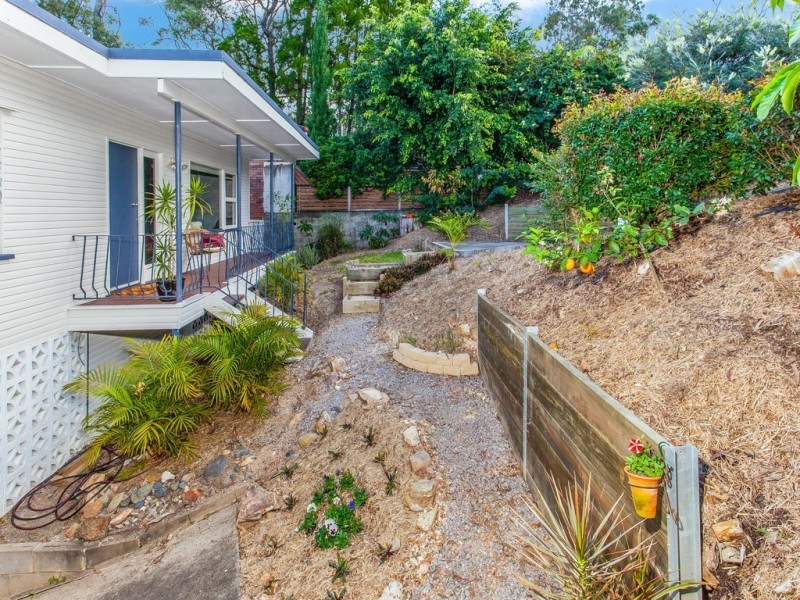 912 South Pine (quiet part) Road, Everton Park QLD 4053