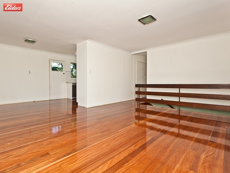 21 Caesar Road, Ferny Hills QLD 4055