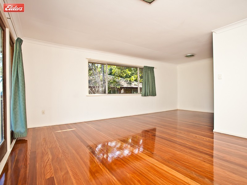 21 Caesar Road, Ferny Hills QLD 4055