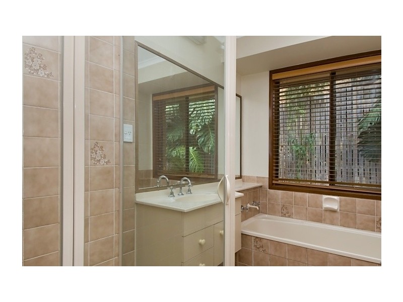 11 Brando Street, Mcdowall QLD 4053