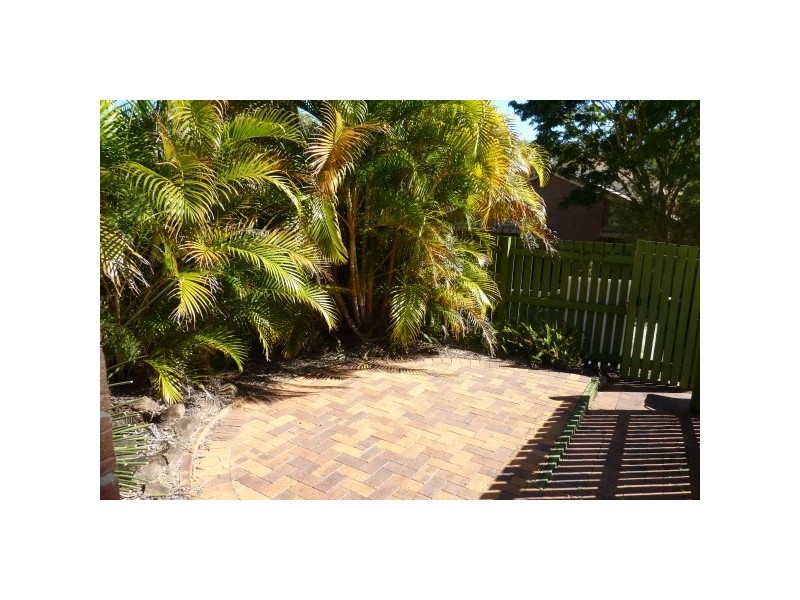 15 Quinnia Court, Ferny Hills QLD 4055