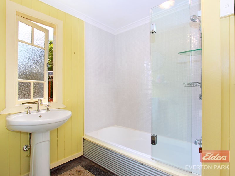 31 Clifford Street, Stafford QLD 4053