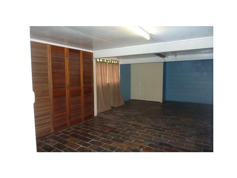 16 Doulton Street, Stafford Heights QLD 4053