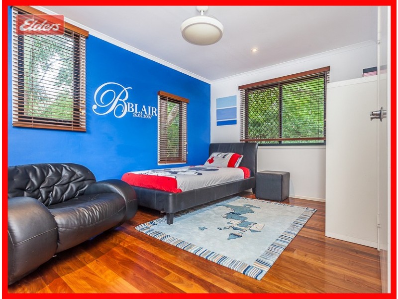 9 Linkwood Dr, Ferny Hills QLD 4055