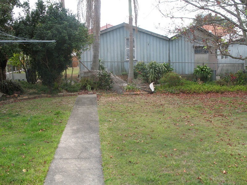 11 Sunny Ave, Wavell Heights QLD 4012