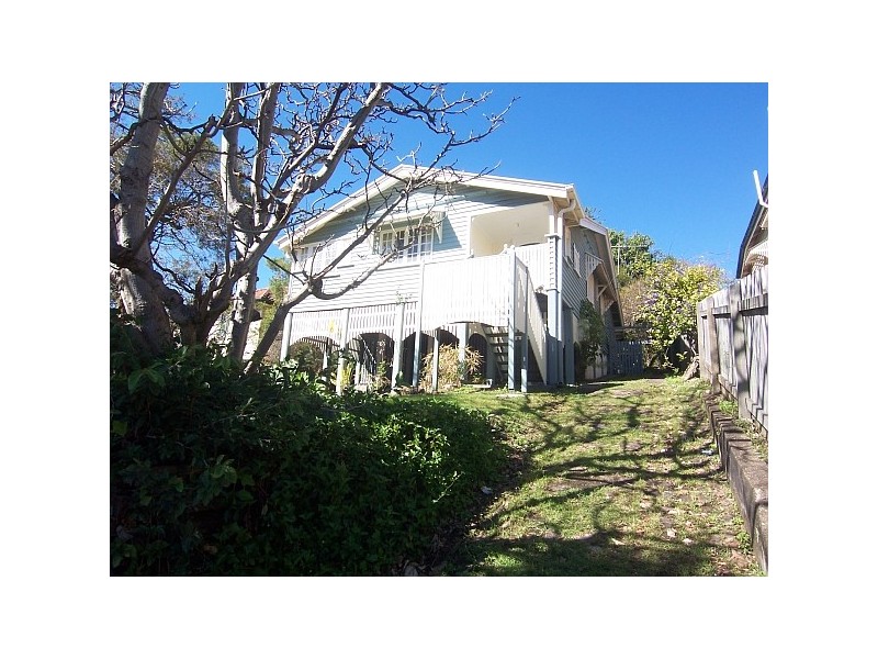 195 Boundary Road, Bardon QLD 4065