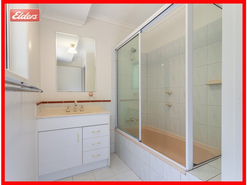 100 View Cres, Arana Hills QLD 4054