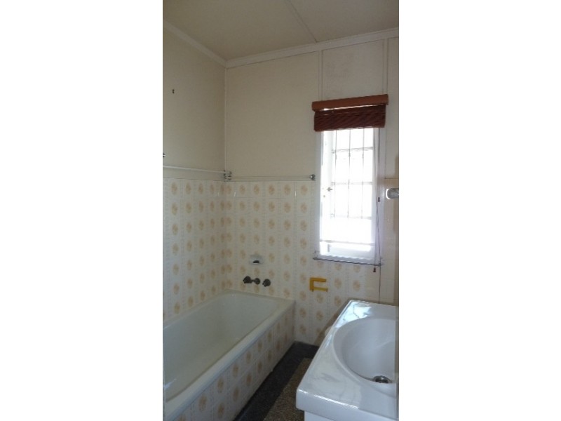 24 Lade St, Gaythorne QLD 4051