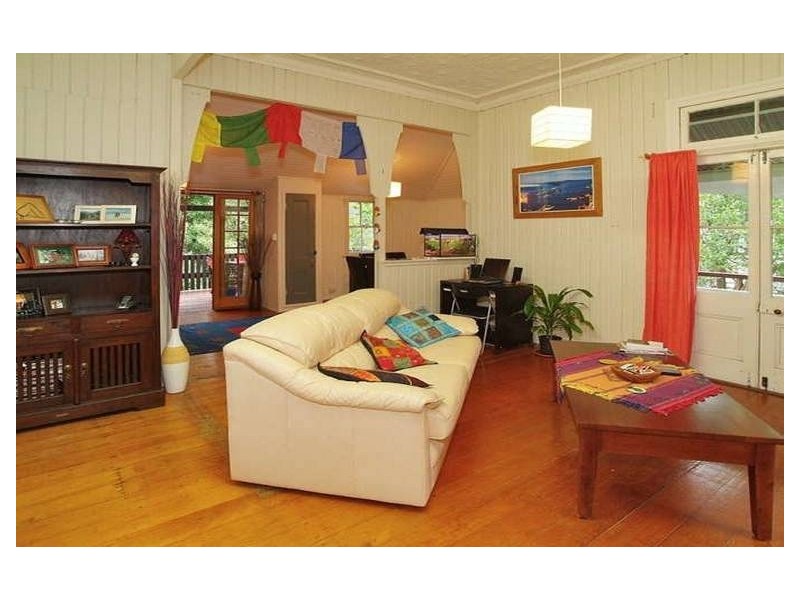 57 York Street, Indooroopilly QLD 4068