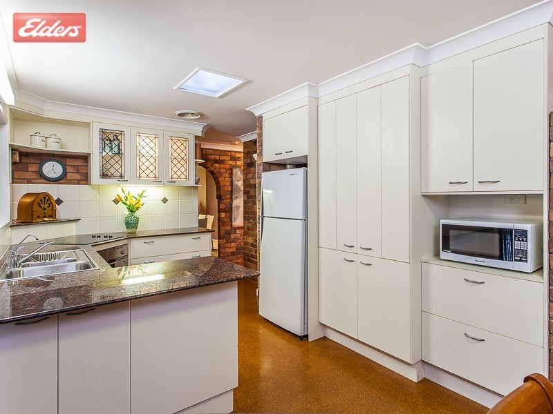 5 Chico Place, Mcdowall QLD 4053