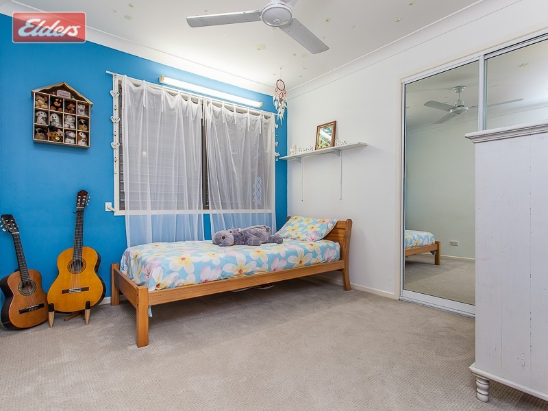 5 Chico Place, Mcdowall QLD 4053