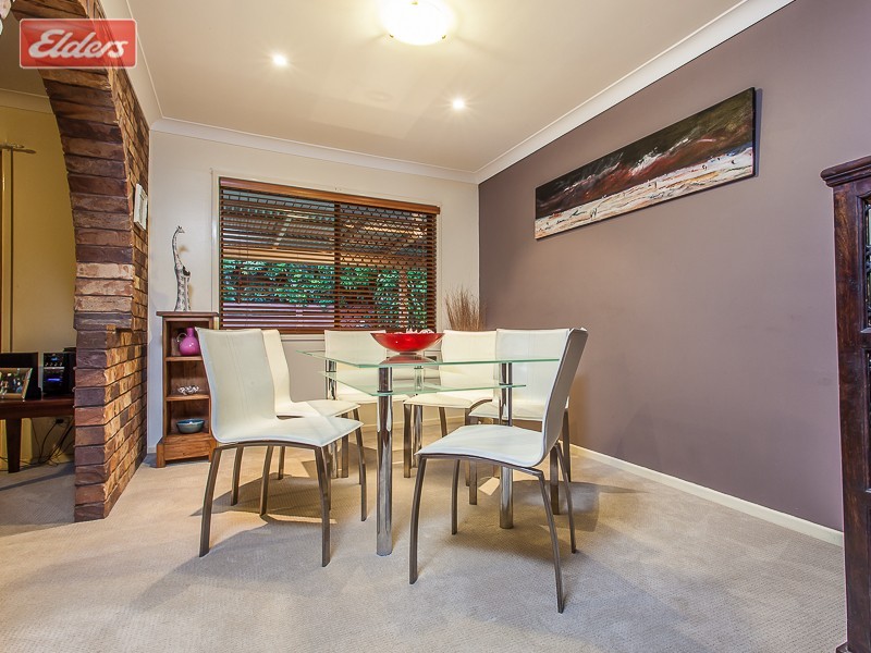 5 Chico Place, Mcdowall QLD 4053