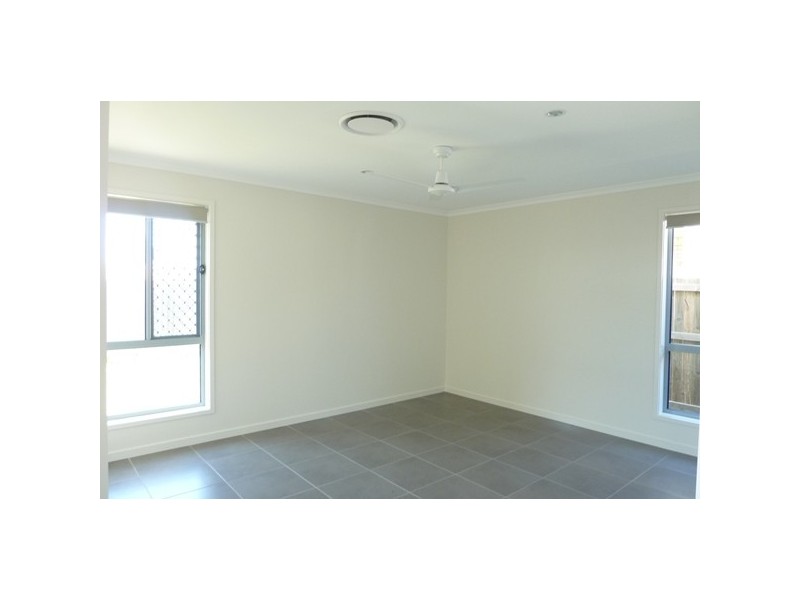 50 Lennon Boulevard, Narangba QLD 4504
