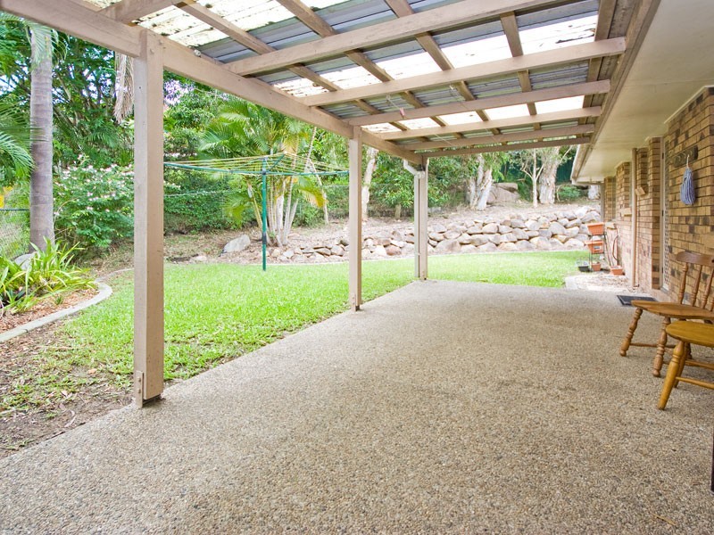 28 Tetragona Drive, Arana Hills QLD 4054