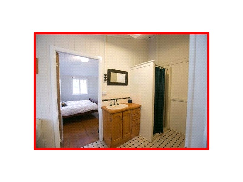 166 Queens Rd, Everton Park QLD 4053