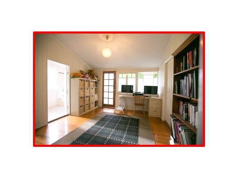 166 Queens Rd, Everton Park QLD 4053