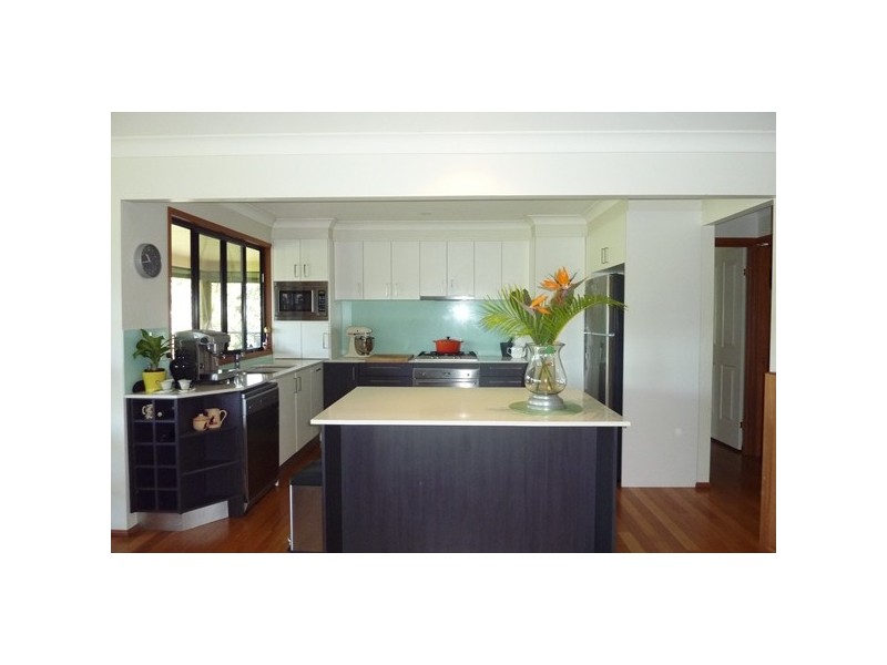 3 Mt Nebo Road, The Gap QLD 4061