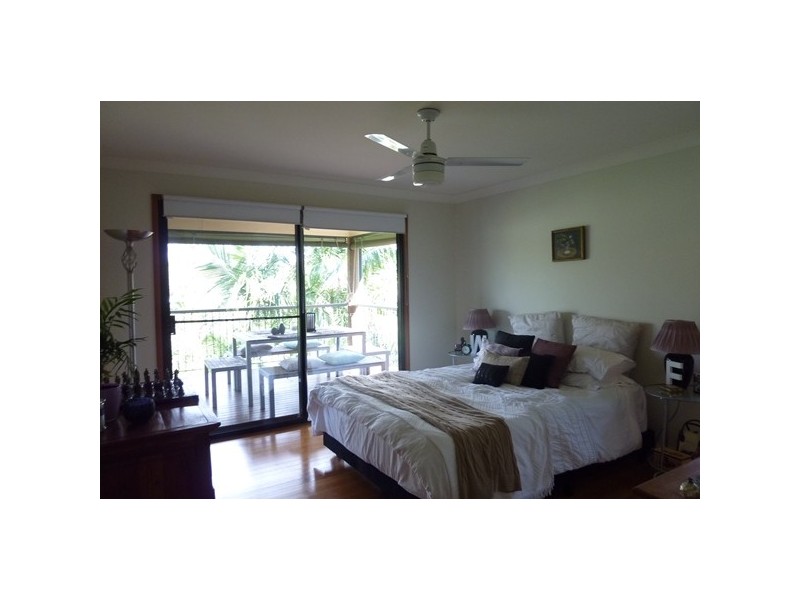 3 Mt Nebo Road, The Gap QLD 4061