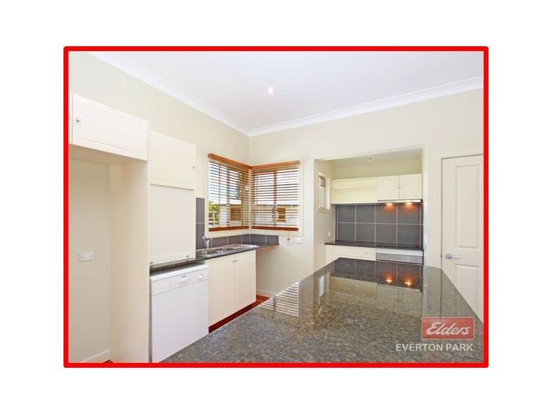 842 South Pine Rd, Everton Park QLD 4053