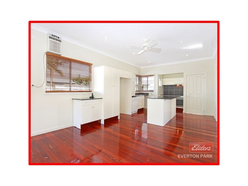 842 South Pine Rd, Everton Park QLD 4053