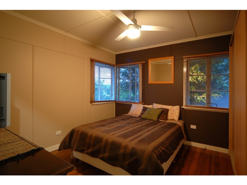 23 Allowrie Street, Stafford QLD 4053