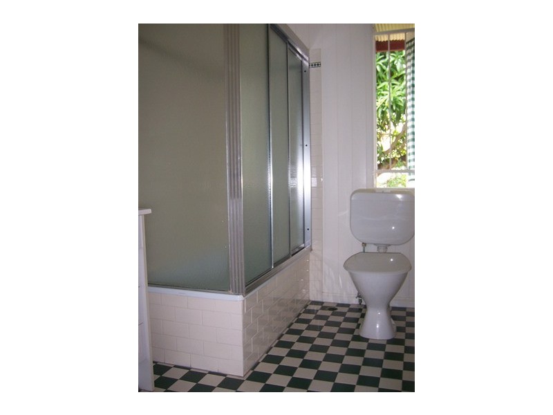 4 Waterford Street, Alderley QLD 4051