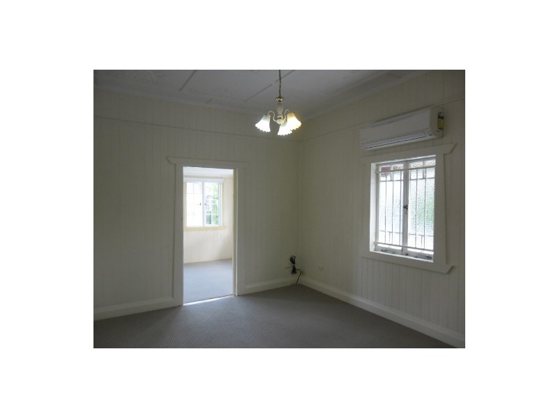 4 Waterford Street, Alderley QLD 4051