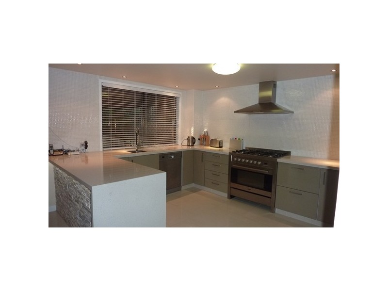 2 Ekland Court, Mcdowall QLD 4053