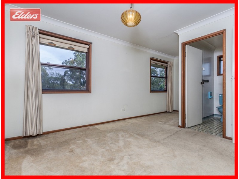 61 Old Northern Rd, Everton Park QLD 4053