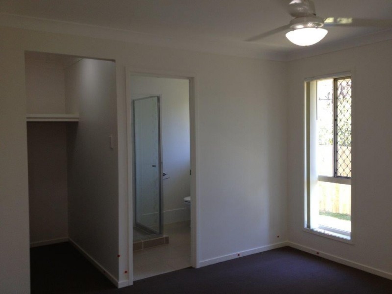 61 Lennon Blvd, Narangba QLD 4504