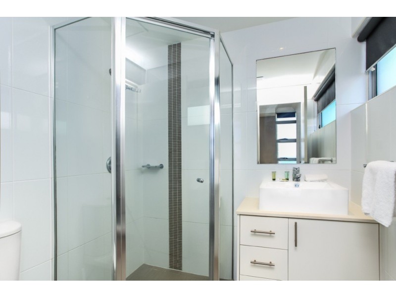 30/83 Marine Parade, Redcliffe QLD 4020