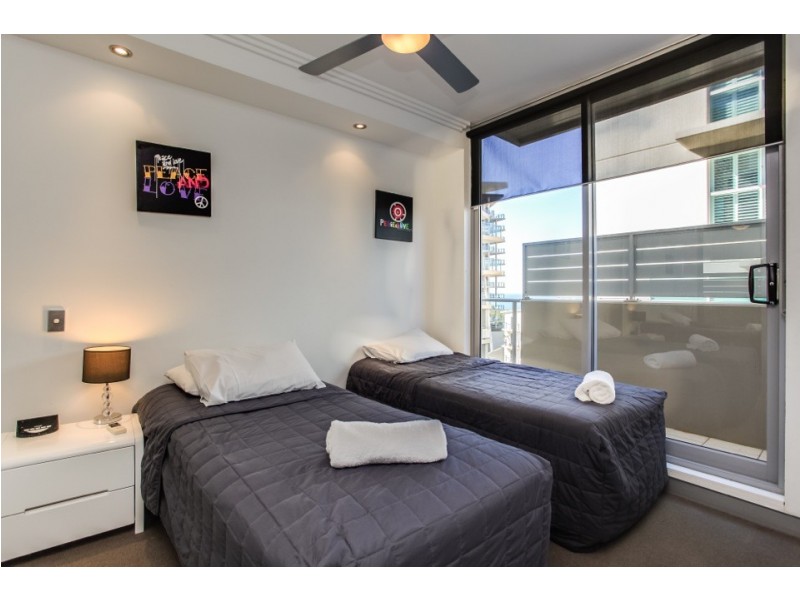 30/83 Marine Parade, Redcliffe QLD 4020