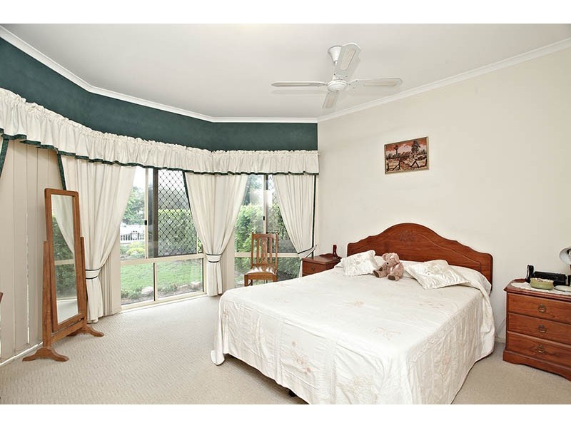 12 Yacht Street, Clontarf QLD 4019