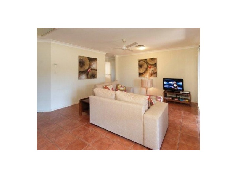 151 Saturn Cres, Bridgeman Downs QLD 4035