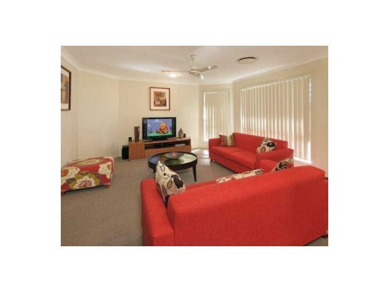 151 Saturn Cres, Bridgeman Downs QLD 4035